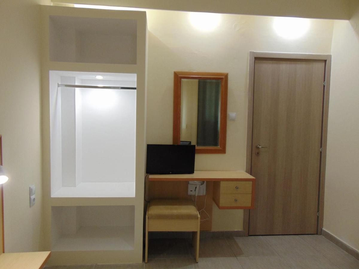 Sweetmar Guestrooms-Ground Floor Kos Town Ngoại thất bức ảnh