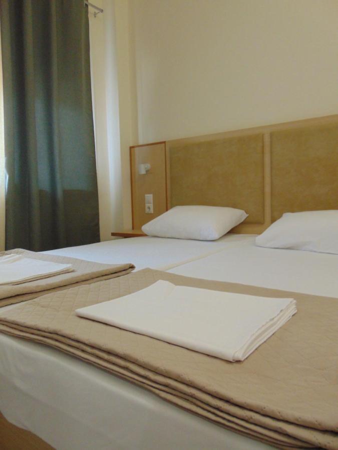 Sweetmar Guestrooms-Ground Floor Kos Town Ngoại thất bức ảnh